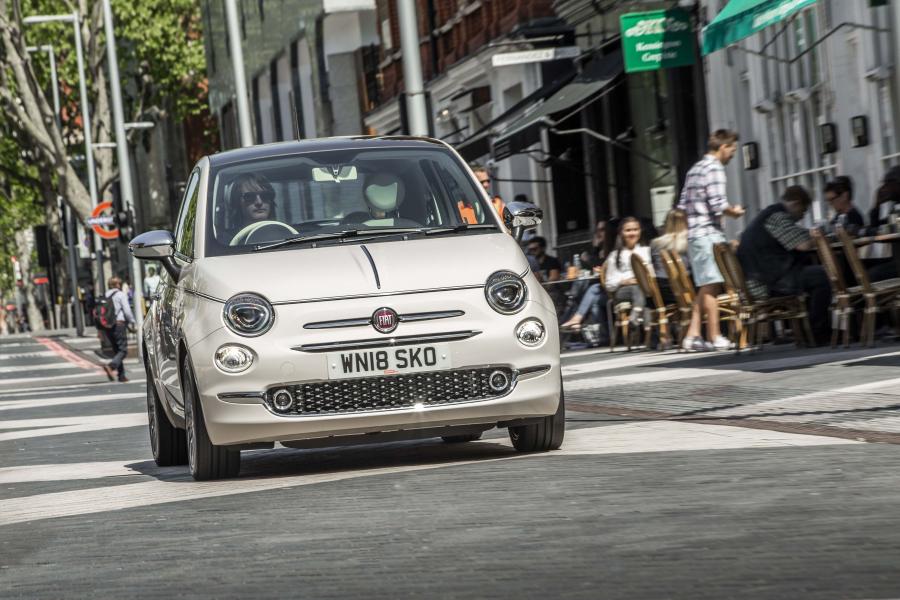  Fiat 500 Collezione (312) 2018 года  (UK) (фото 11 из 40)